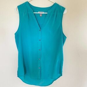 Chelsea28 Blue Button Front Sleeveless Tank Size Medium